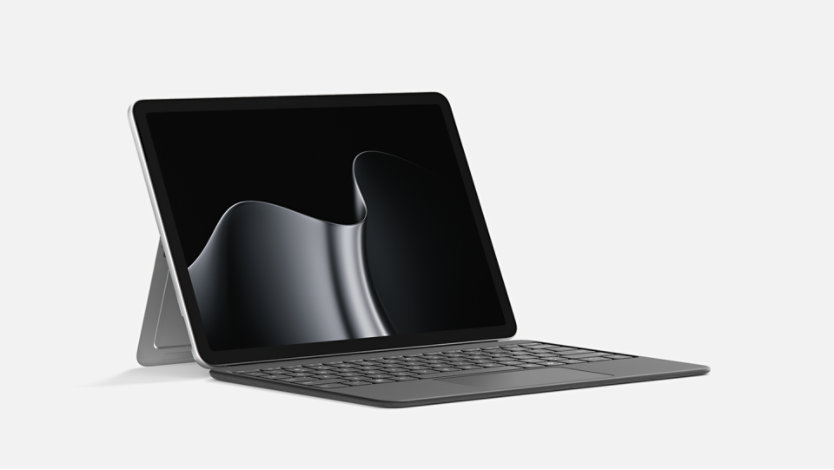 An angled view of Surface Pro, 12-inch (2nd Edition), paired with a Surface Pro 12-inch Keyboard. 