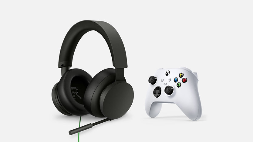 XBOX Wireless Controller Robot White and XBOX Stereo Headset