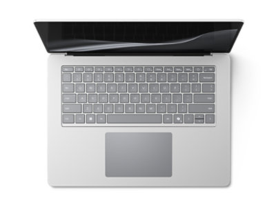 Vista desde arriba de un dispositivo Surface Laptop para Empresas de 15 pulgadas de color platino.